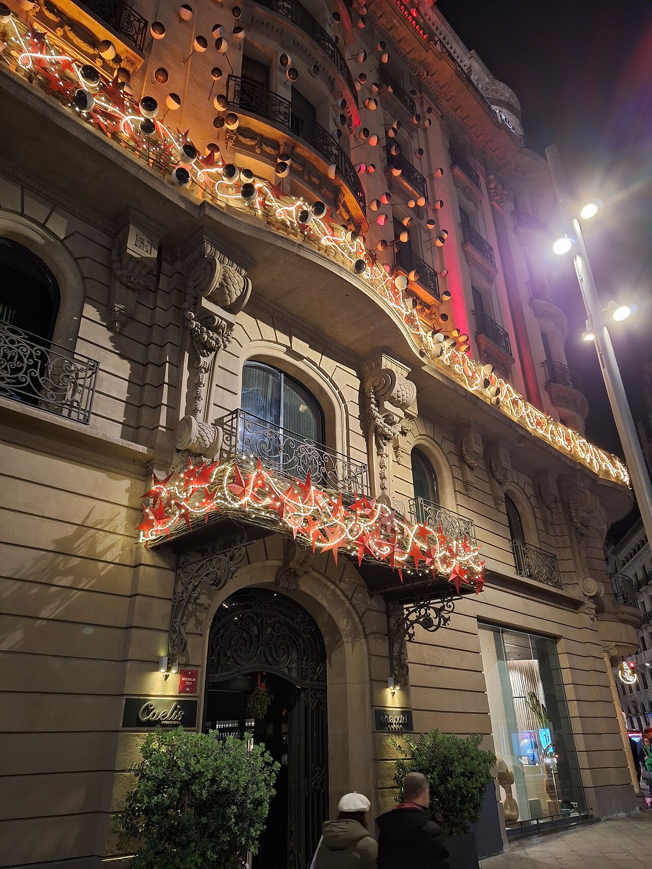 Exteriör av Ohla Barcelona vid Via Laietana 49, Barcelona. Foto från 2023.
