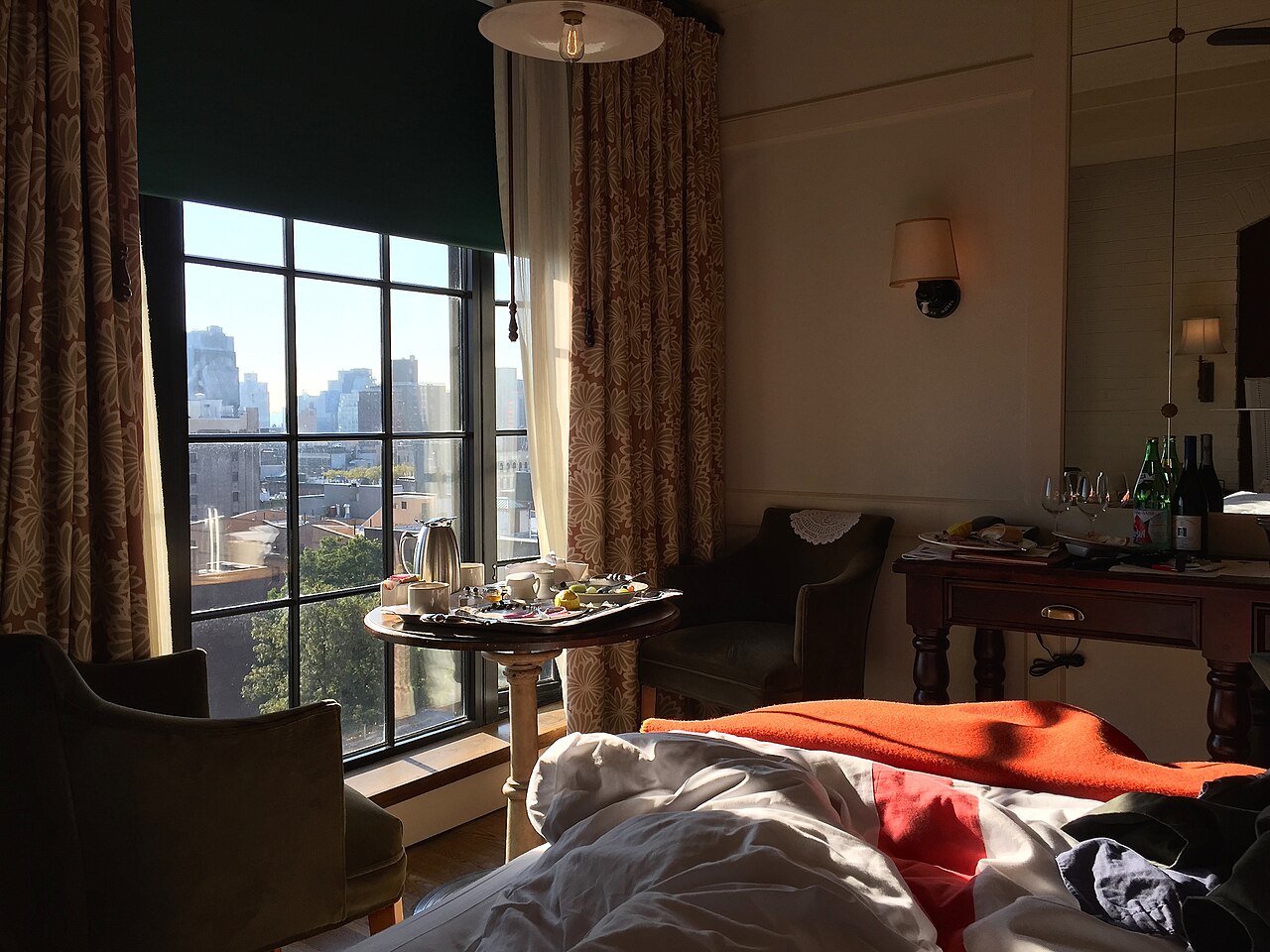 Ett gästrum på The Bowery Hotel. Dokumentärt foto av ett tidigare rumsutförande; inte en garanti för ett visst rum. Foto från 2014.