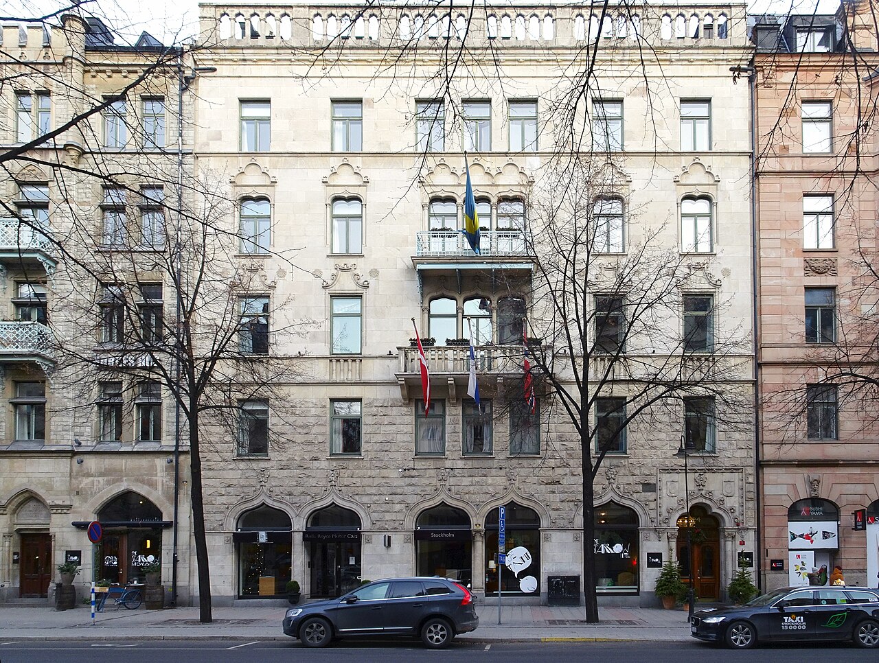 Exteriör av The Sparrow Hotel vid Birger Jarlsgatan 24, Stockholm. Foto från 2019.